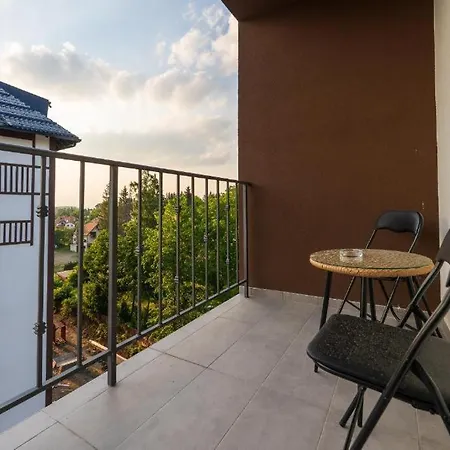 Lux Titova Sony Ps 아파트 즐라티보