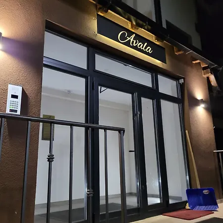 Lux Titova Sony Ps ズラティボール