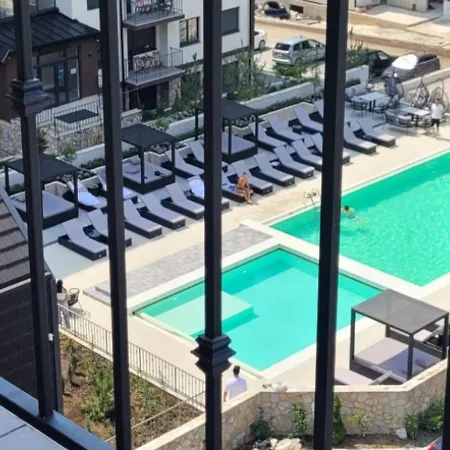 Lux Titova Sony Ps * ズラティボール