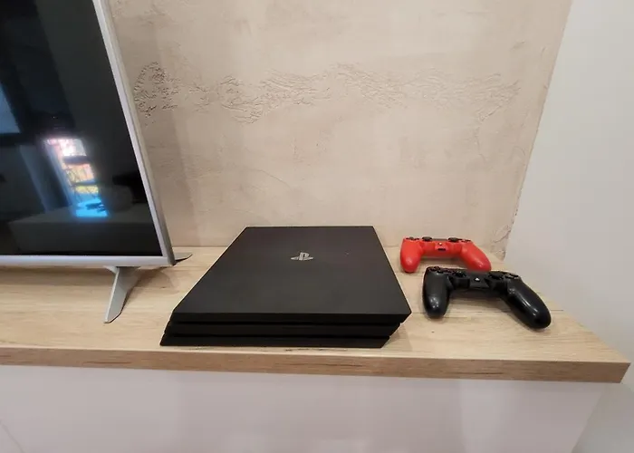 Lux Titova Sony Ps *